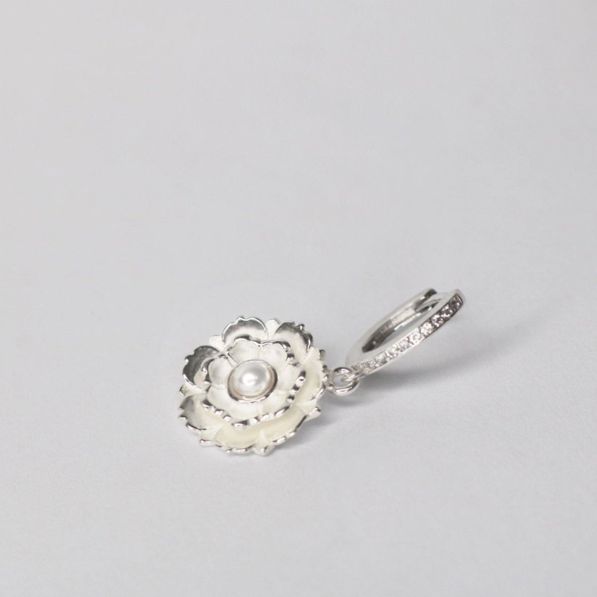 ORECCHINO AMYGDALA LOTUS - EONNI JEWELS