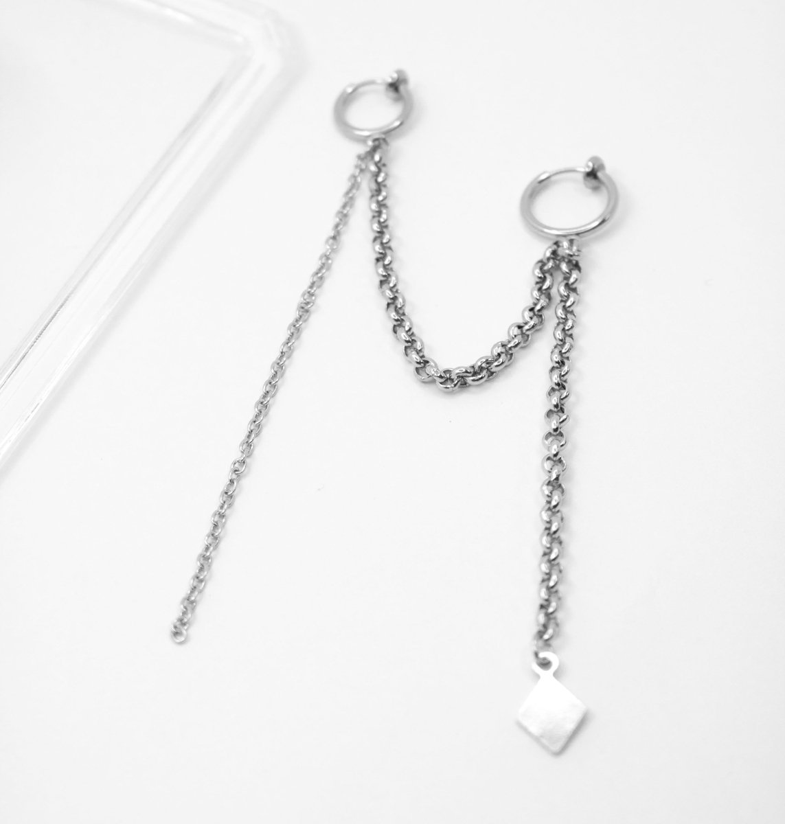 VI earring tae - EONNI JEWELS