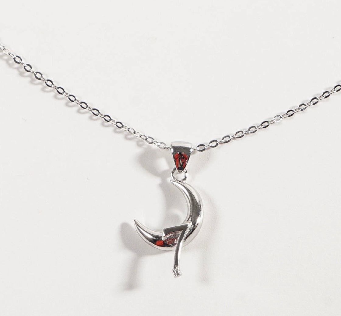 SEVEN MOON COLLANA